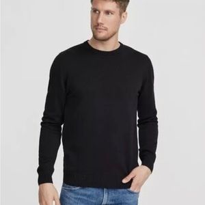 Merino wool 100% black slim crewneck sweater